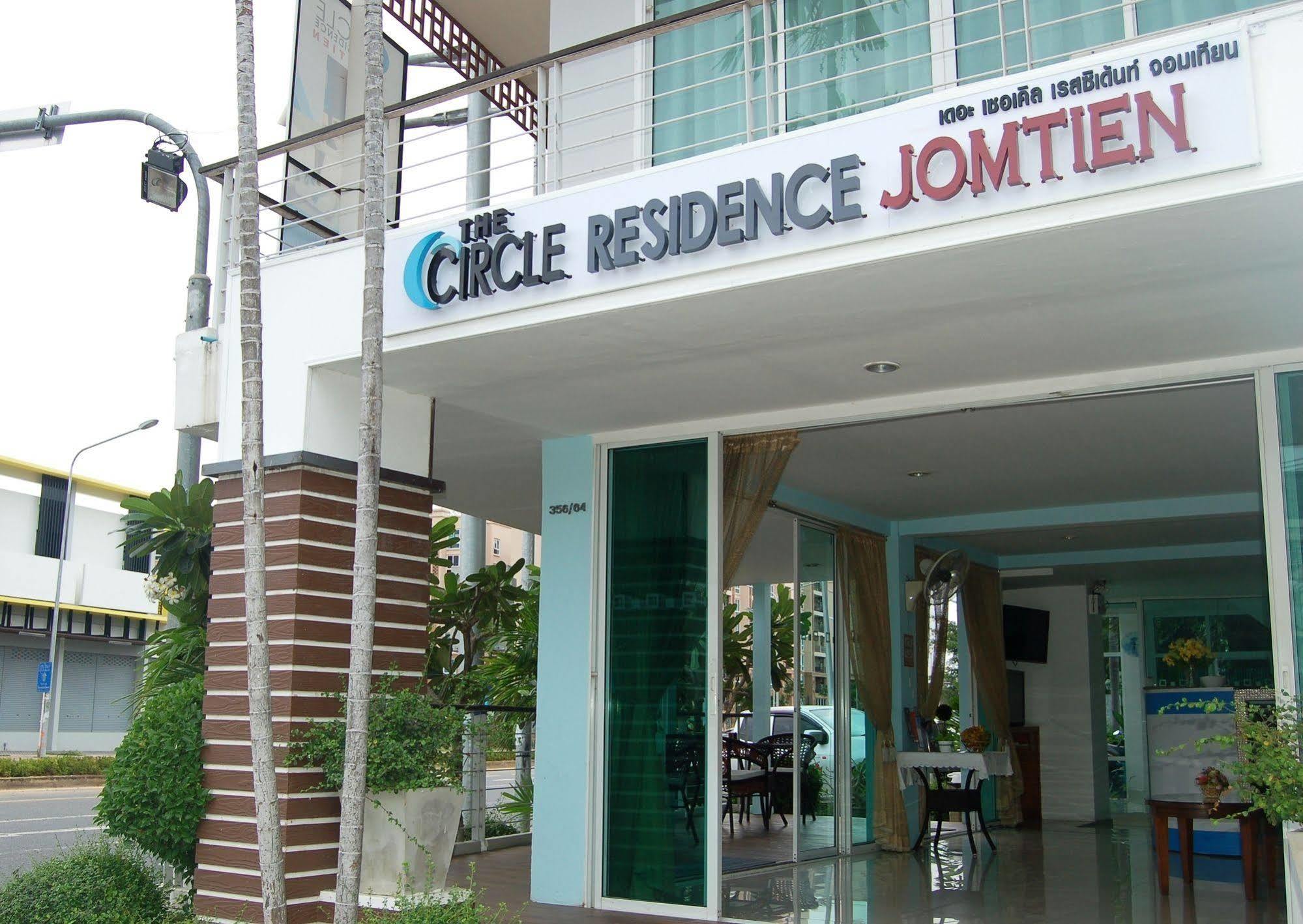 The Circle Residence Jomtien Beach Esterno foto