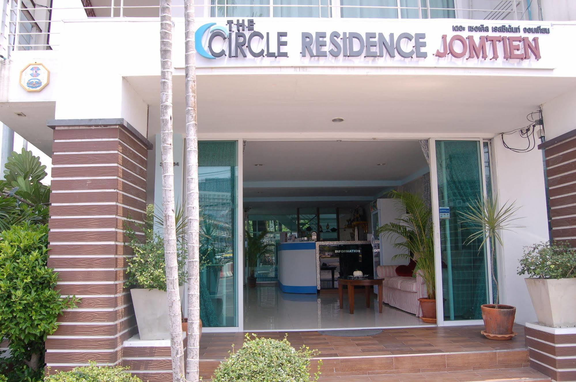 The Circle Residence Jomtien Beach Esterno foto